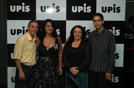 Foto: DSC_5211.jpg
Criada em : 20/09/2025 15:42:42
Peso : 76107 bytes
Dimens&atilde;o : 450 X 298 pixel
Cores : 
Foto = 19